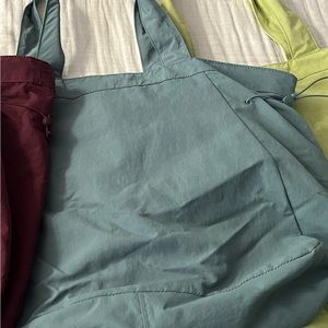 Lululemon Side-Cinch Shopper Bag 18L - Tidewater Teal - EUC